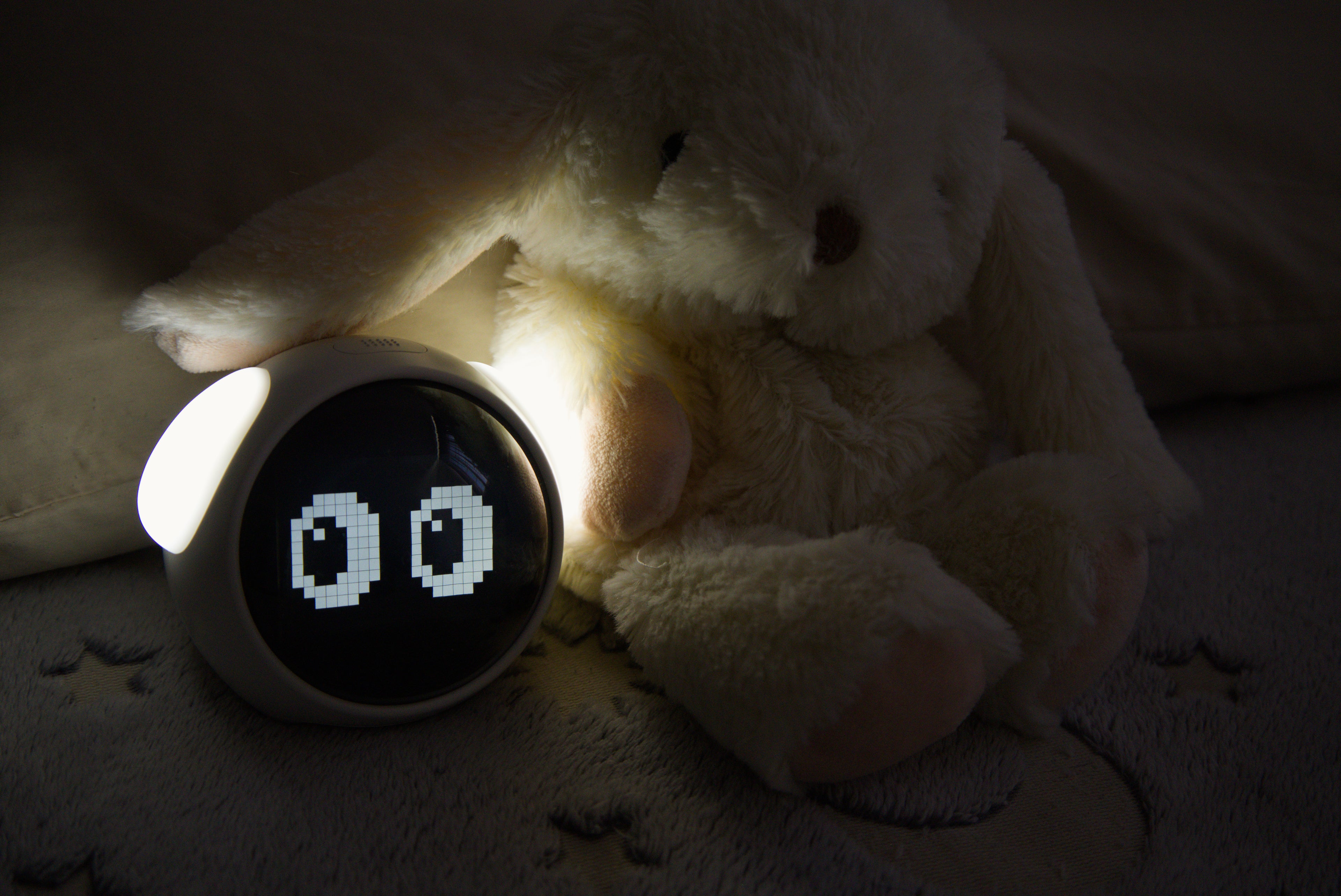 Lumili Despertador LED con Expresiones