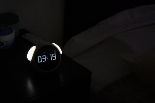 Lumili Despertador LED con Expresiones